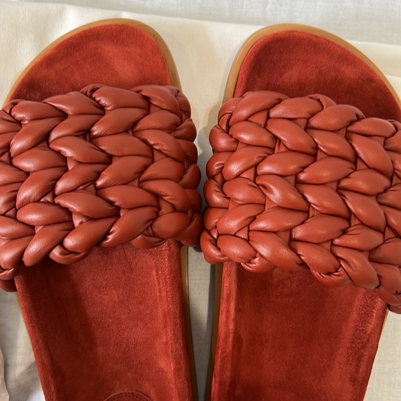 BRAND NEW IN BOX Chloe Kacey Flat Sandal MAKE AN OFFER - Picture 8 of 15